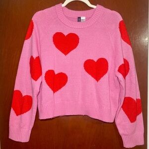 H&M Divided Pink Heart Sweater – Size M